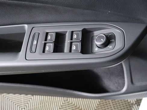 Used 2026 Volkswagen Golf R AWD/4WD image 39