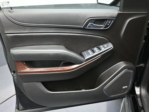 Used 2020 GMC Yukon SLE image 11