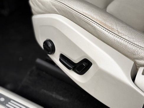 Used 2021 Volvo XC90 T6 Momentum image 7