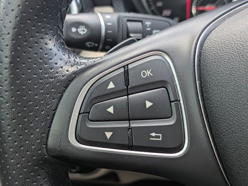 Certified 2018 Mercedes-Benz GLA 250 image 23