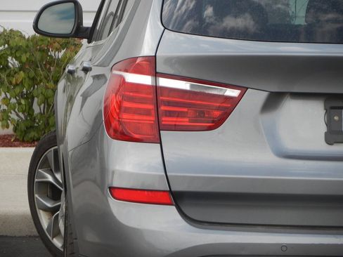 Used 2015 BMW X3 xDrive28i AWD/4WD image 1