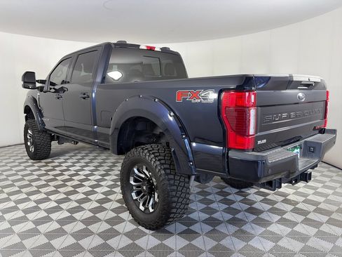 Used 2021 Ford F250 Lariat w/ Lariat Ultimate Package AWD/4WD image 5