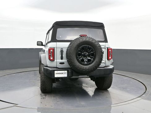 Certified 2023 Ford Bronco Wildtrak image 8