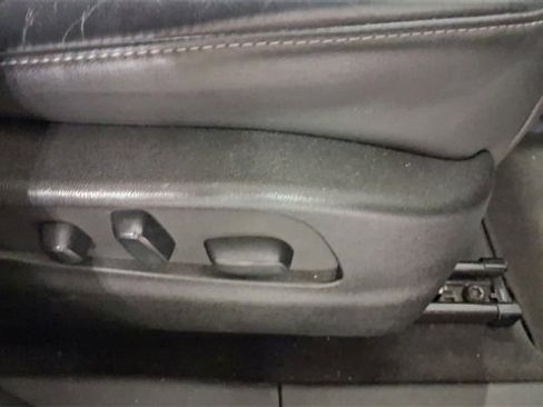 Used 2022 Cadillac XT4 Premium Luxury w/ Safety Alert Package image 20