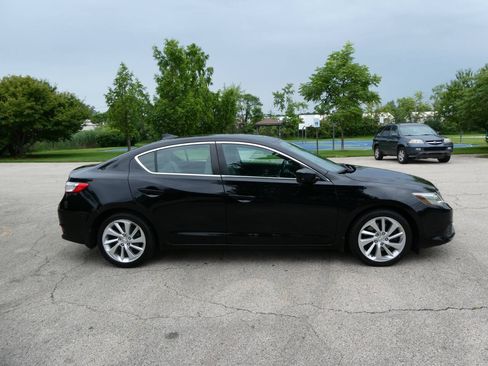 Used 2016 Acura ILX FWD image 4