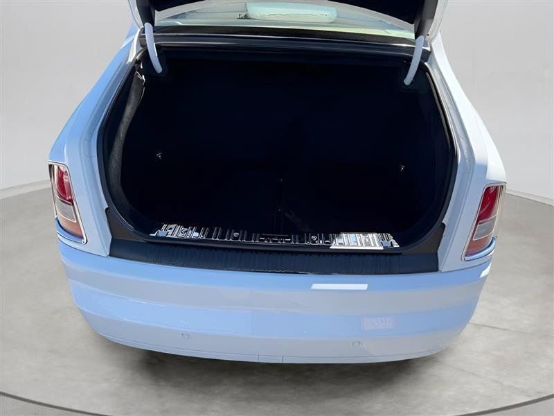 Used 2006 Rolls-Royce Phantom Sedan RWD image 18
