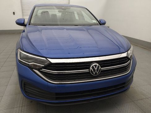 Used 2024 Volkswagen Jetta SE FWD image 14