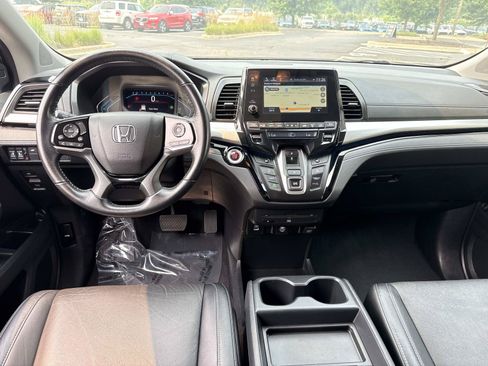 Used 2021 Honda Odyssey Touring image 17