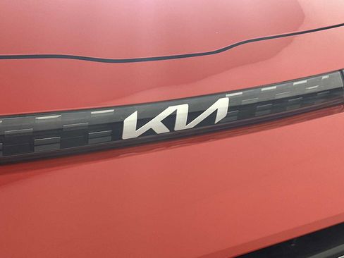 Used 2023 Kia Soul LX FWD image 13