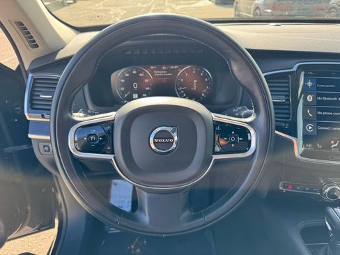 Used 2017 Volvo XC90 T6 Momentum w/ Vision Package image 23