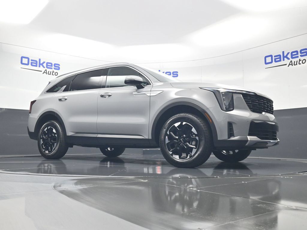 Certified 2026 Kia Sorento S AWD/4WD image 38