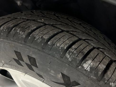 Used 2022 Dodge Challenger SXT image 41