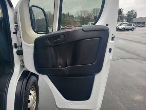 Used 2021 RAM ProMaster 2500 image 30