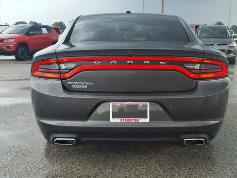 Used 2020 Dodge Charger SXT w/ Leather Interior Group RWD image 24