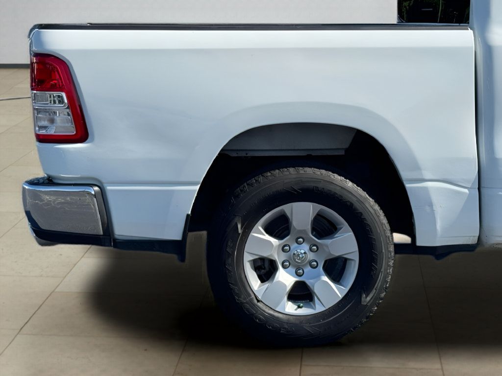 Used 2022 RAM 1500 Big Horn AWD/4WD image 40