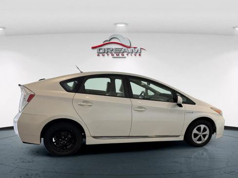 Used 2013 Toyota Prius Two FWD image 12
