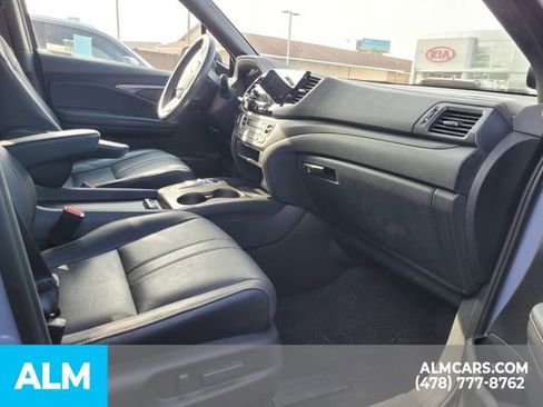 Used 2022 Honda Pilot TrailSport image 13