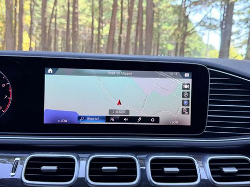Used 2021 Mercedes-Benz GLE 350 image 5