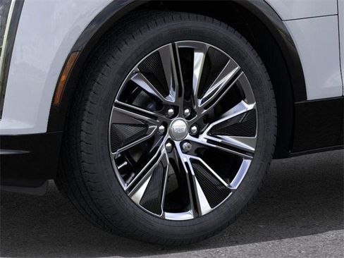 New 2026 Cadillac Lyriq Signature Luxury image 9