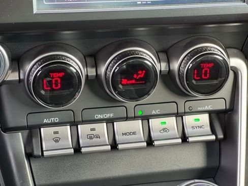 Used 2022 Toyota GR86 image 23