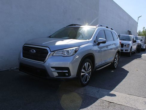 Used 2021 Subaru Ascent Limited w/ Technology Package image 3