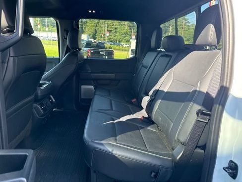 Used 2025 Ford F150 Lariat w/ Equipment Group 502A High AWD/4WD image 13
