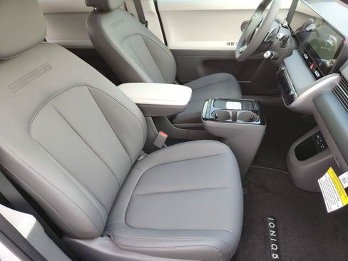 New 2026 Hyundai Ioniq 5 SEL RWD image 10