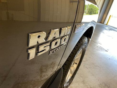 Used 2024 RAM 1500 Tradesman w/ Chrome Appearance Group AWD/4WD image 15