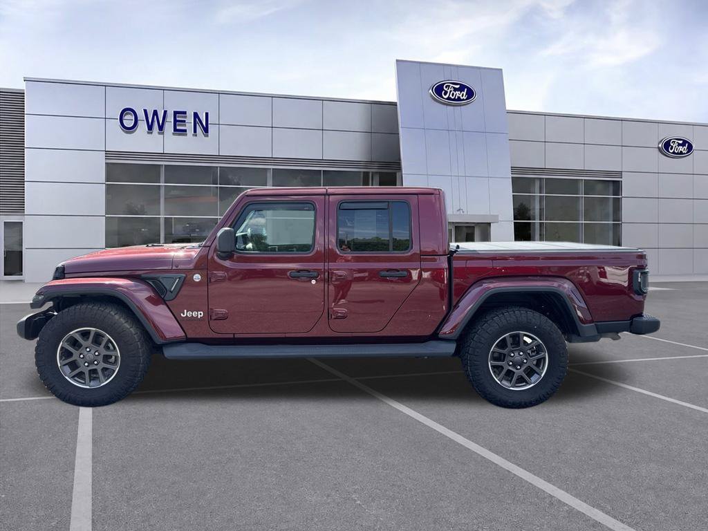 Used 2021 Jeep Gladiator Overland AWD/4WD image 2