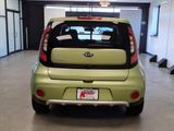 Used 2017 Kia Soul + image 6