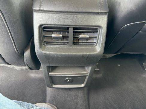 Certified 2024 Ford Edge SEL image 30