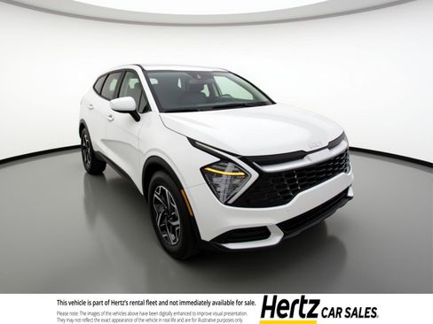 Used 2025 Kia Sportage LX FWD image 1
