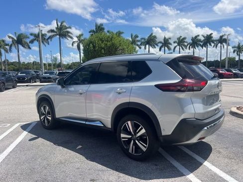 Used 2023 Nissan Rogue Platinum w/ Platinum Premium Package FWD image 11