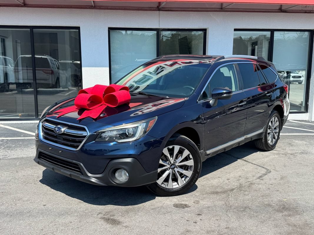 Used 2018 Subaru Outback 2.5i Touring AWD/4WD image 1