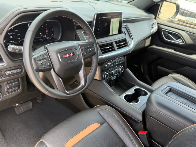 Used 2023 GMC Yukon AT4 w/ AT4 Premium Plus Package AWD/4WD image 8