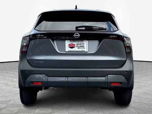 Used 2026 Nissan Kicks SV FWD image 4