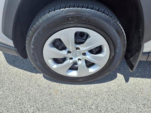 Used 2023 Toyota RAV4 LE FWD image 5