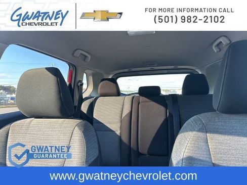 Used 2023 Nissan Rogue SV image 28