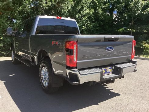 Used 2023 Ford F350 XLT w/ 360-Degree Camera Package AWD/4WD image 11