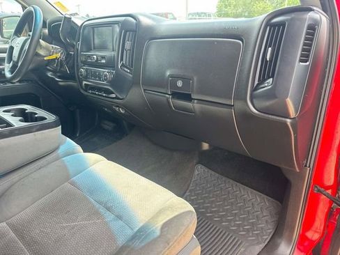 Used 2018 Chevrolet Silverado 1500 Custom w/ Custom Value Package RWD image 18