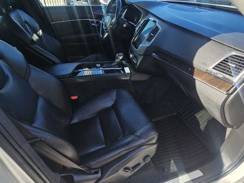 Used 2018 Volvo XC90 T5 Momentum w/ Convenience Package FWD image 33