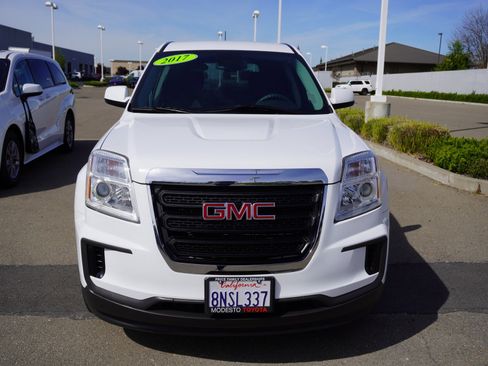 Used 2017 GMC Terrain SLE image 6