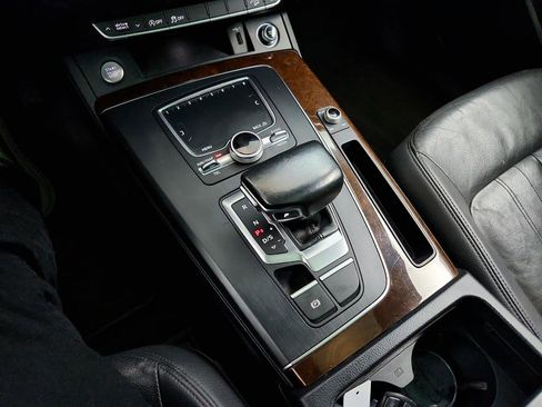 Used 2018 Audi Q5 2.0T Premium image 18