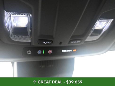 Used 2025 Chevrolet Silverado 1500 LT image 37