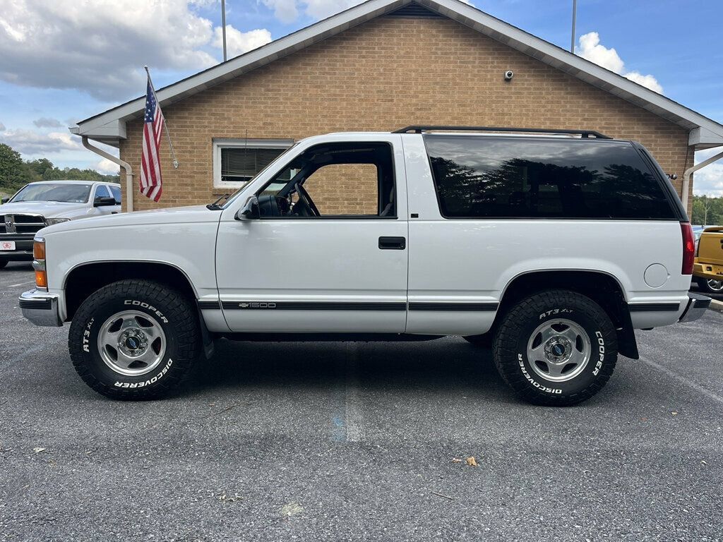 Used 1996 Chevrolet Tahoe 4WD 2-Door image 98