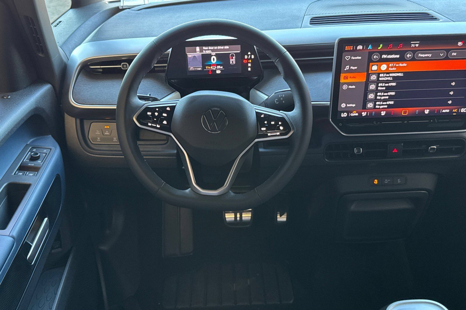 New 2025 Volkswagen ID. Buzz Pro S RWD image 14