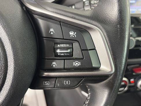 Used 2023 Subaru Forester Premium AWD/4WD image 36