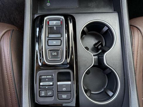 Used 2023 Honda Pilot Elite image 15