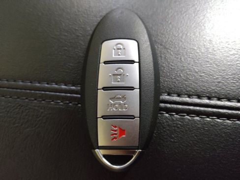 Used 2022 Nissan Sentra SV w/ All-Weather Package FWD image 32