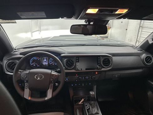 Used 2021 Toyota Tacoma TRD Sport image 20
